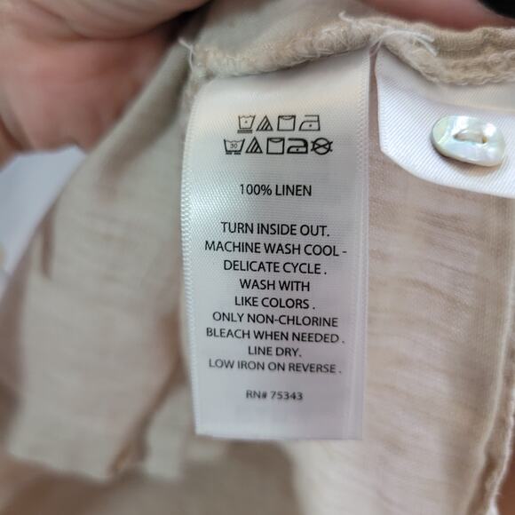 Tahari Size S	100% Linen Light Tan Long Sleeve Crop Button Up Top Collared - Picture 8 of 8